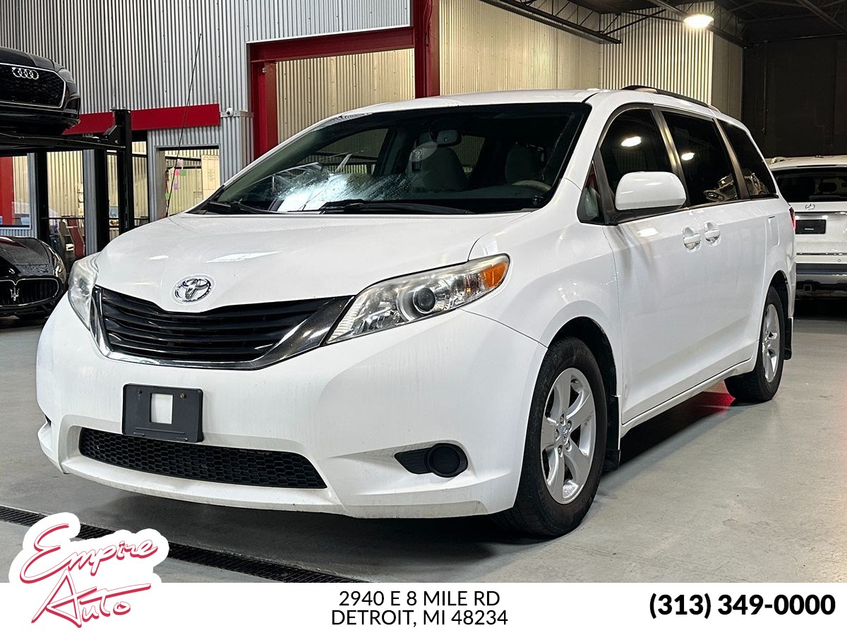Vehicle image 1 of 28
