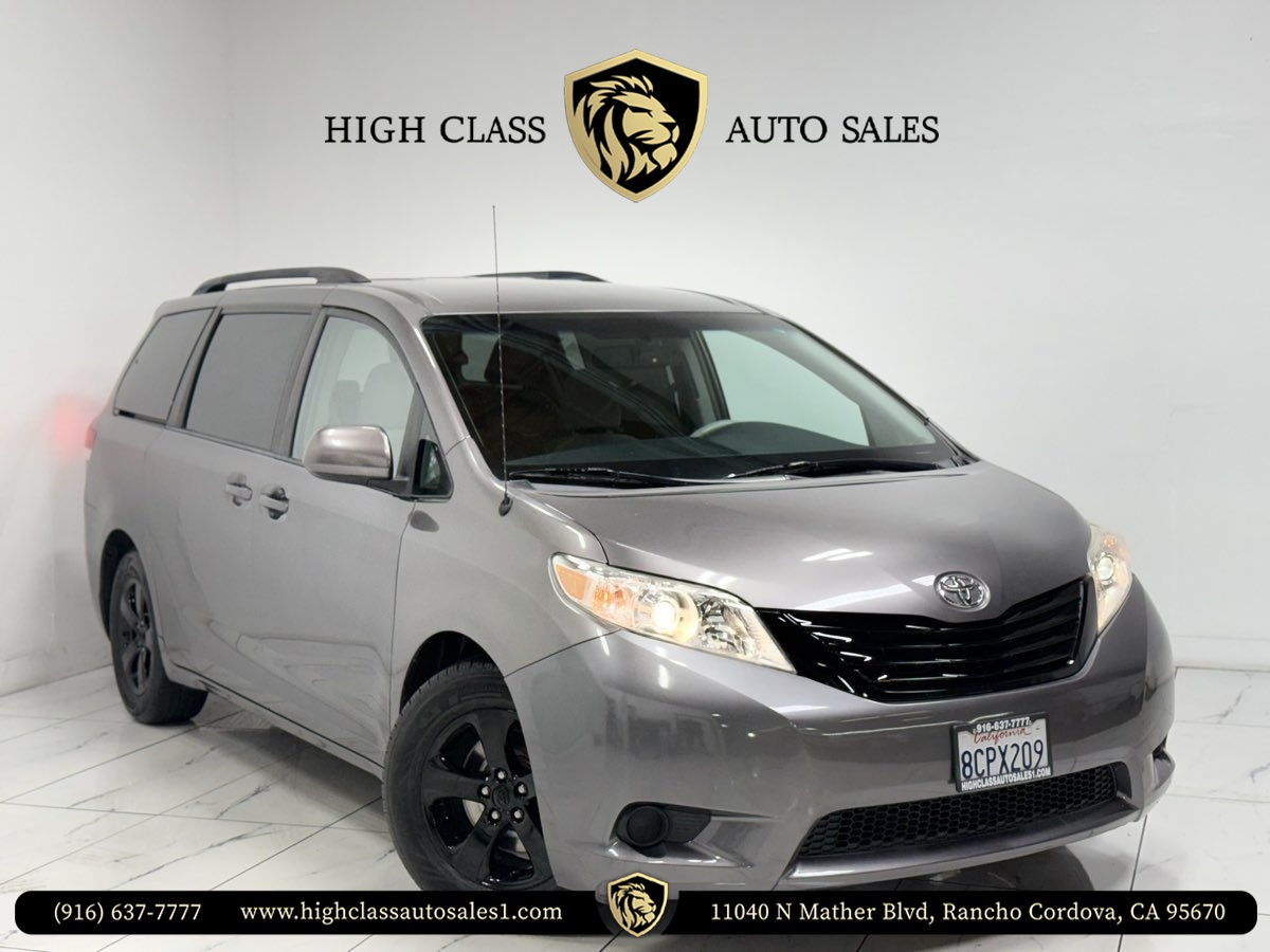 Vehicle image 6 of 63