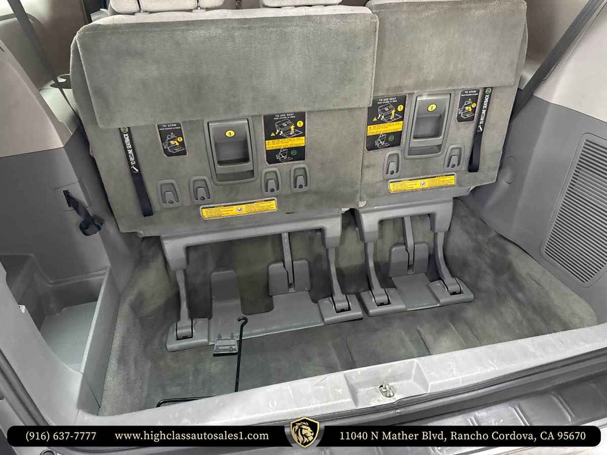Vehicle image 54 of 63