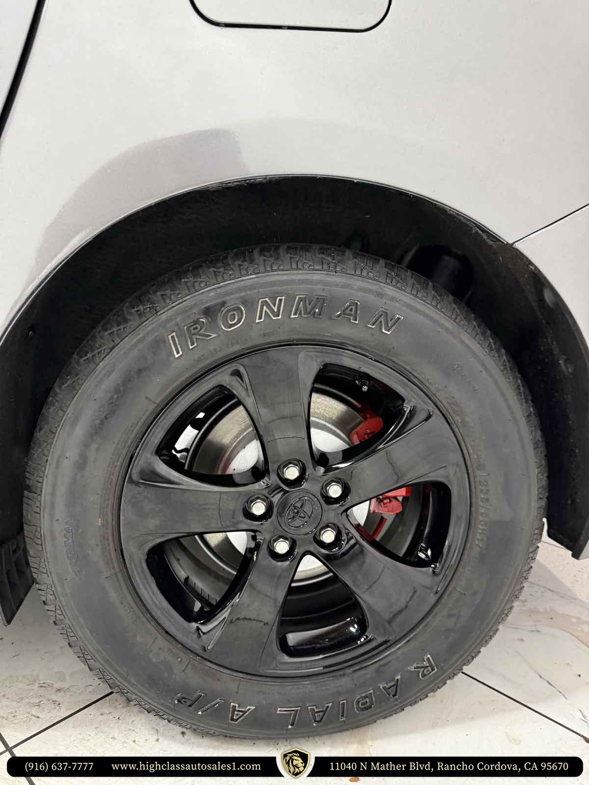 Vehicle image 62 of 63