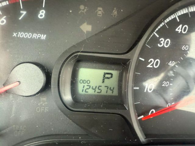 Vehicle image 10 of 33