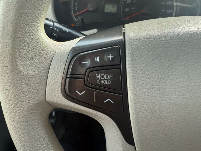 Vehicle image 12 of 33