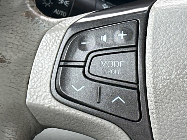 Vehicle image 29 of 39