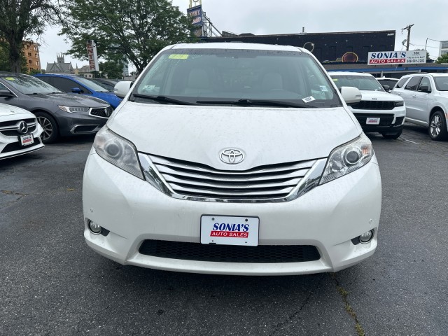 Vehicle image 2 of 39