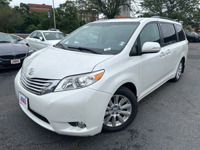 Vehicle image 1 of 39