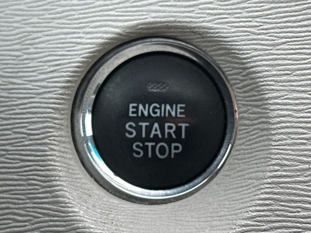 Vehicle image 23 of 39