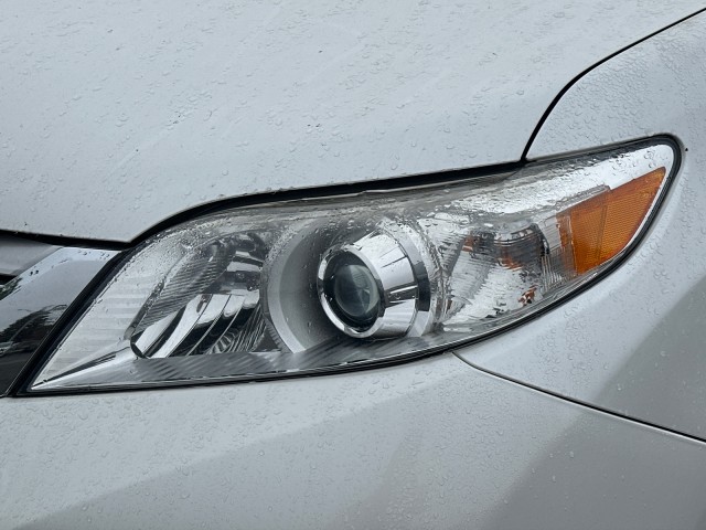 Vehicle image 31 of 39
