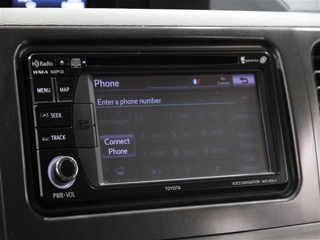Vehicle image 13 of 24