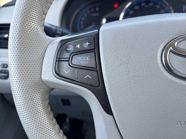 Vehicle image 15 of 32