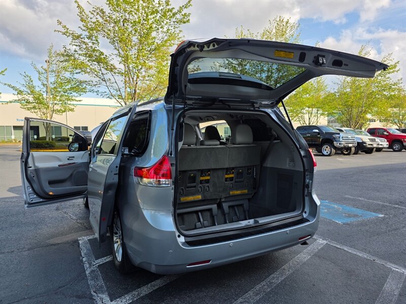 Vehicle image 32 of 67