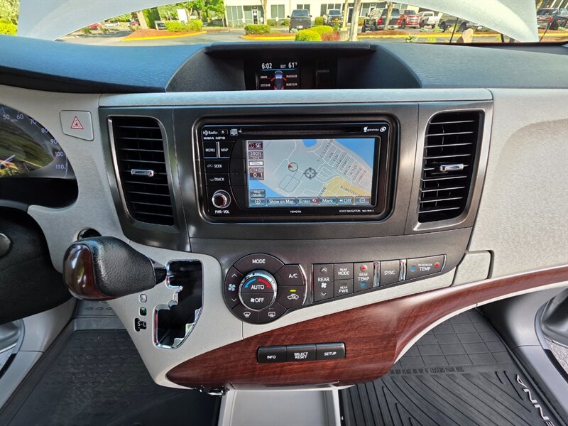 Vehicle image 27 of 67