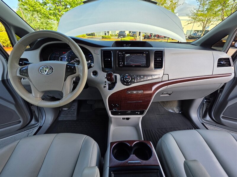 Vehicle image 26 of 67