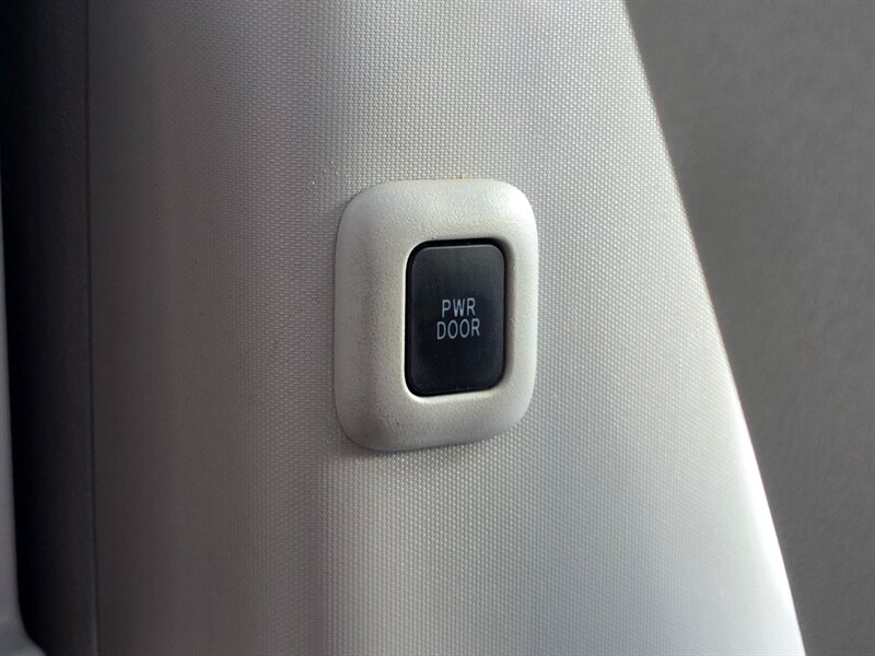 Vehicle image 53 of 67