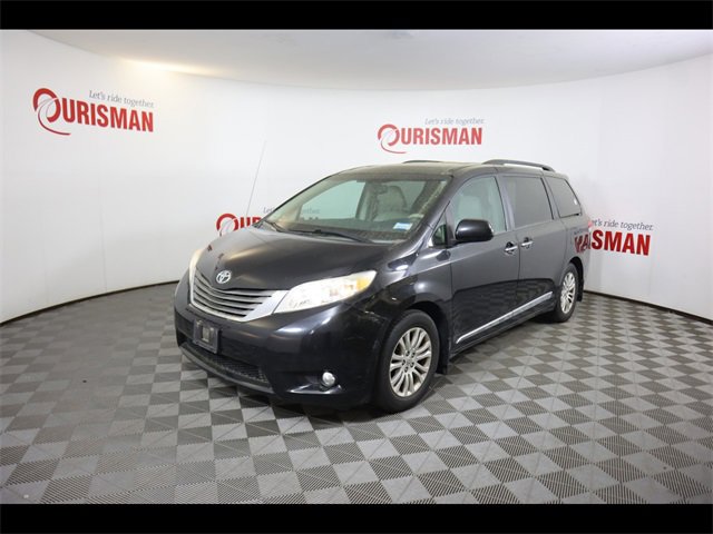 Vehicle image 9 of 48