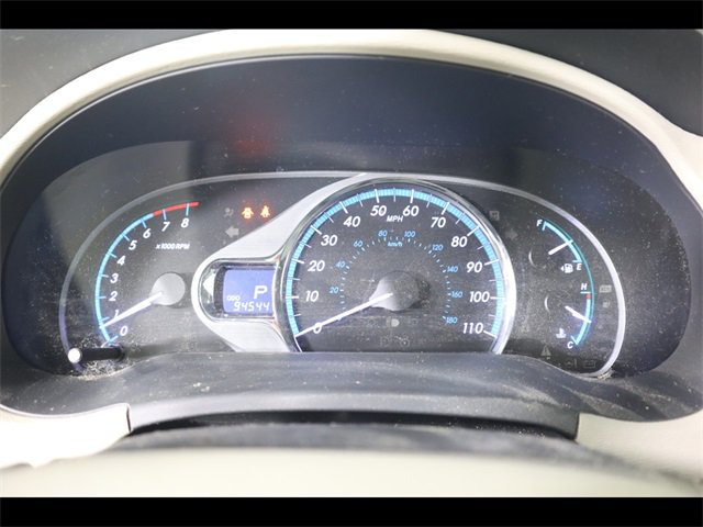 Vehicle image 44 of 48