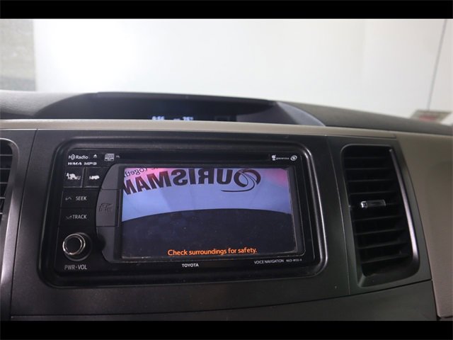 Vehicle image 45 of 48
