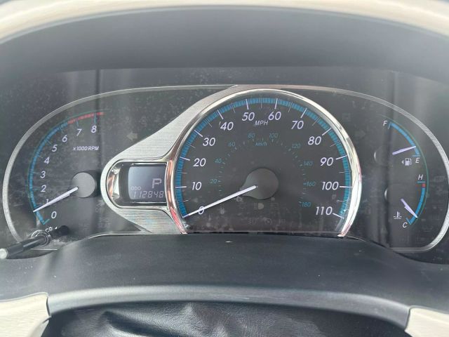 Vehicle image 36 of 51