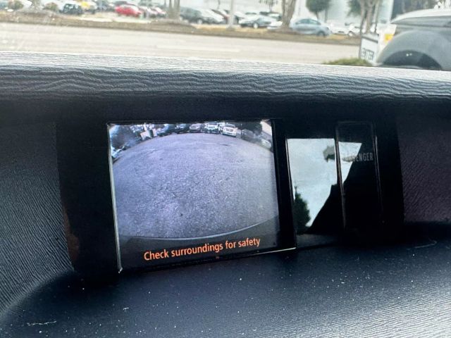 Vehicle image 46 of 51