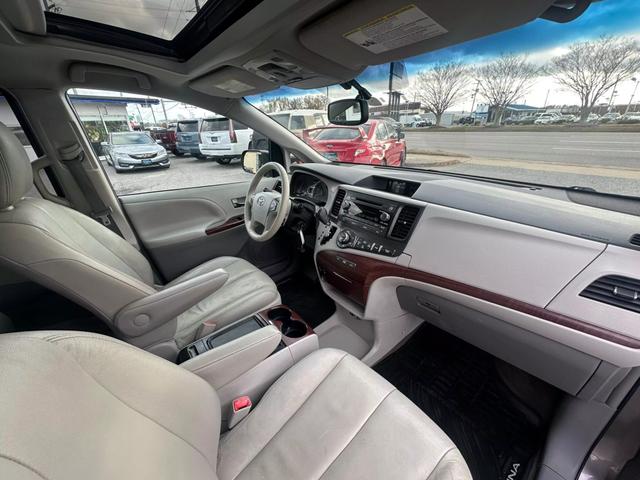 Vehicle image 20 of 51