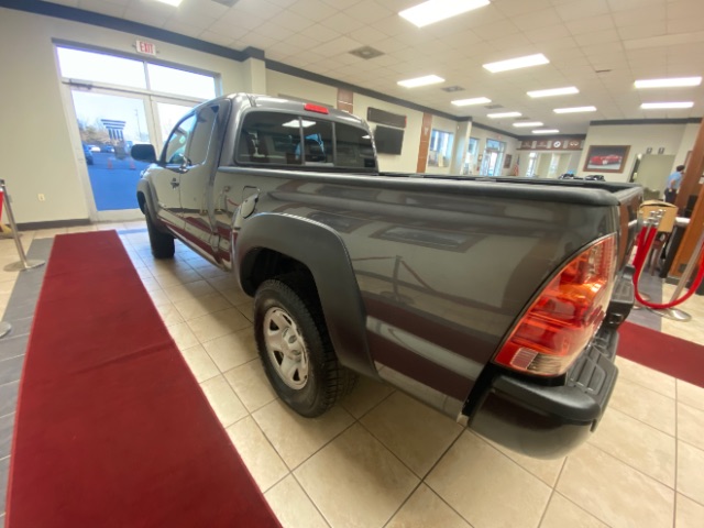 Vehicle image 6 of 25