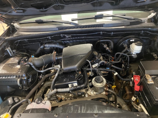 Vehicle image 21 of 25