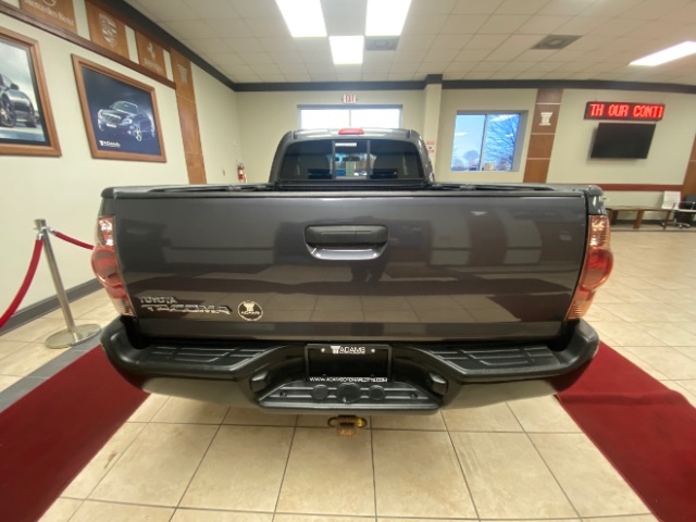 Vehicle image 9 of 25