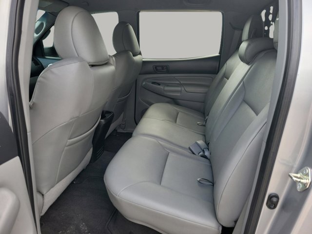 Vehicle image 8 of 30