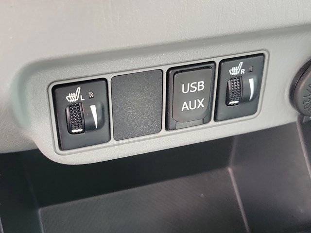 Vehicle image 22 of 30