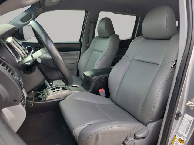 Vehicle image 11 of 30