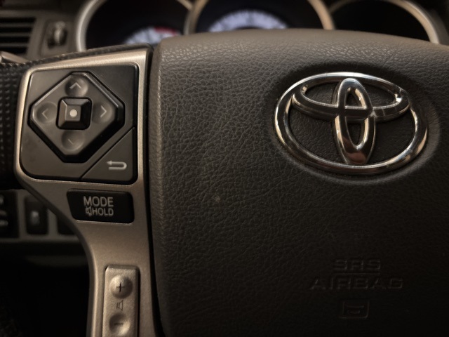 Vehicle image 14 of 25