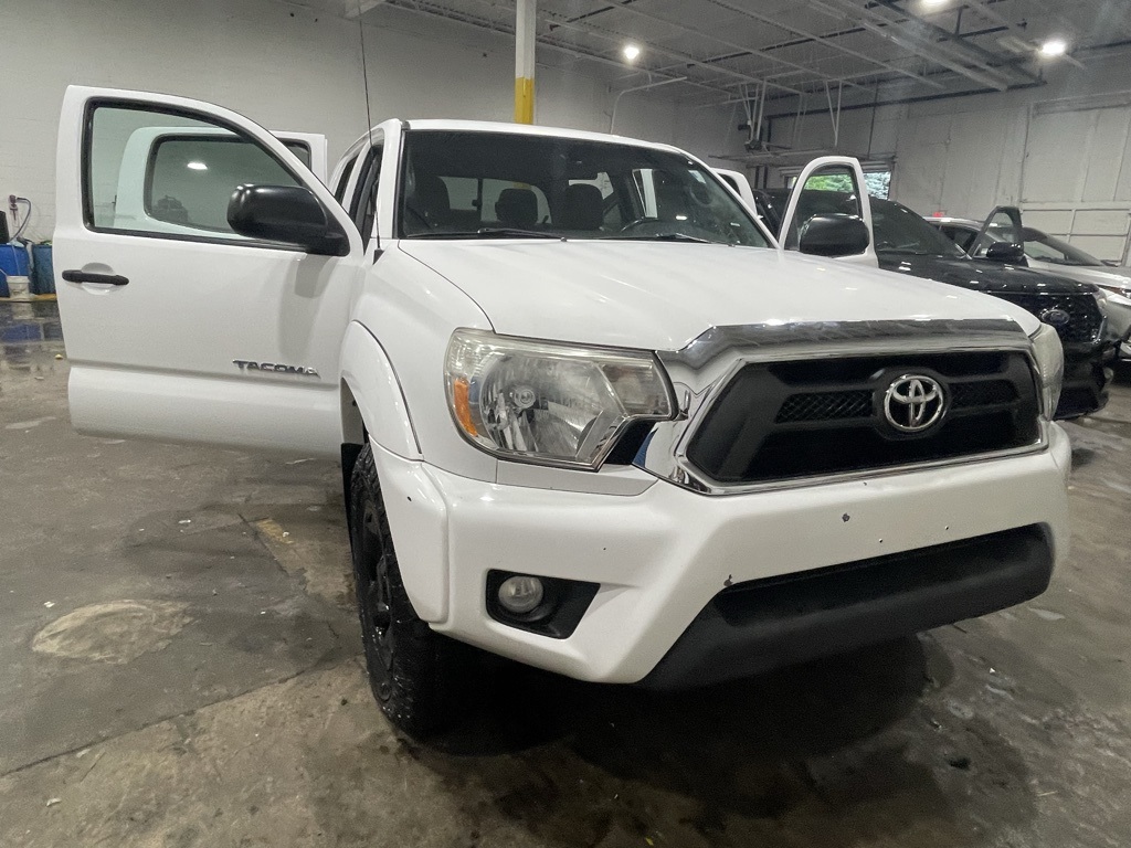 Vehicle image 3 of 30