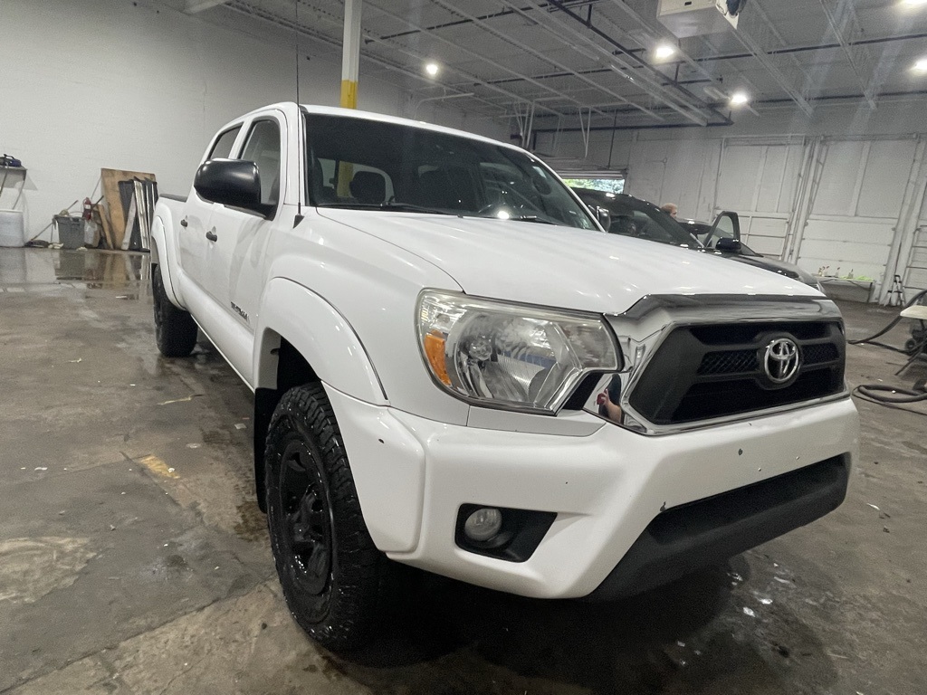 Vehicle image 4 of 30