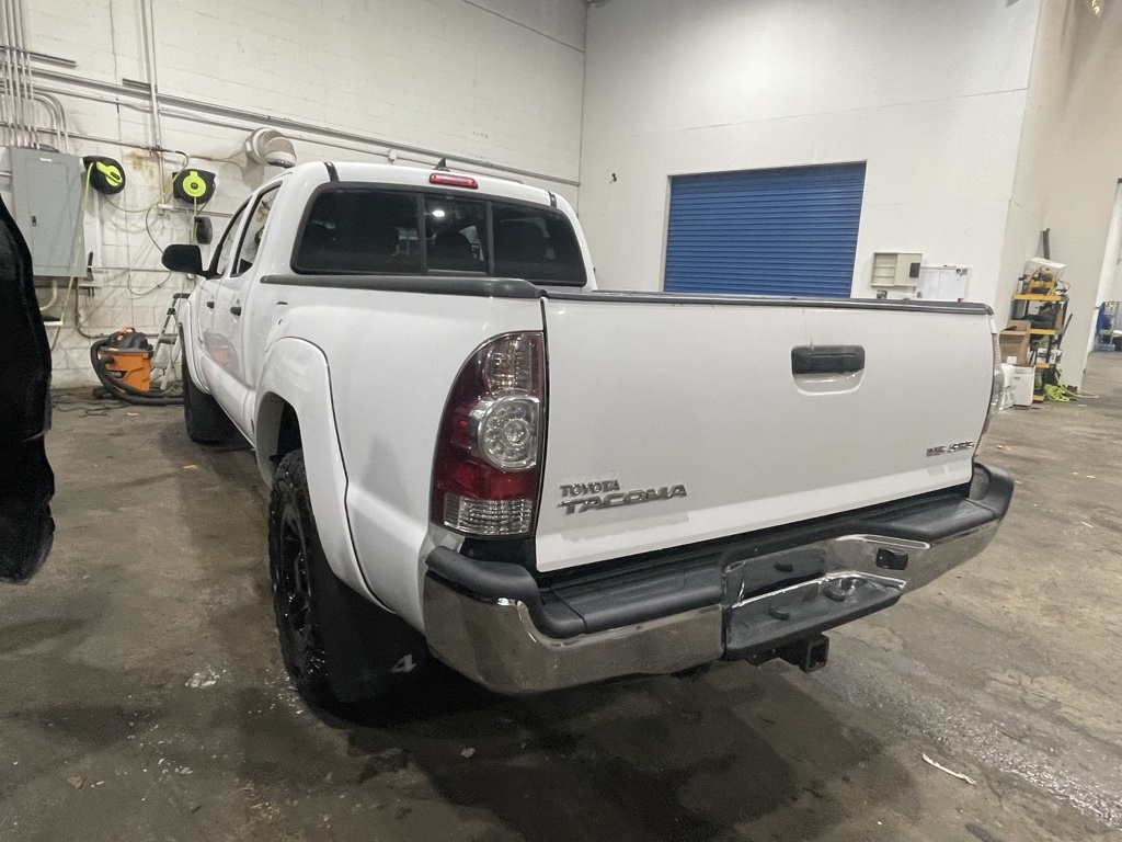 Vehicle image 7 of 30