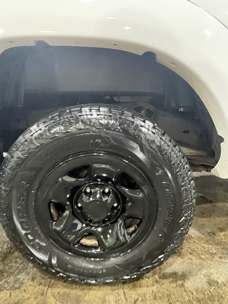 Vehicle image 10 of 30