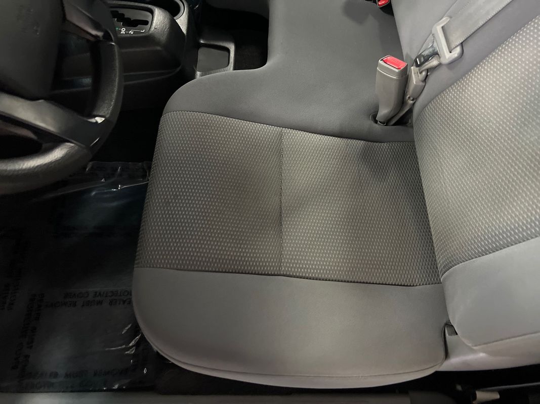 Vehicle image 85 of 106