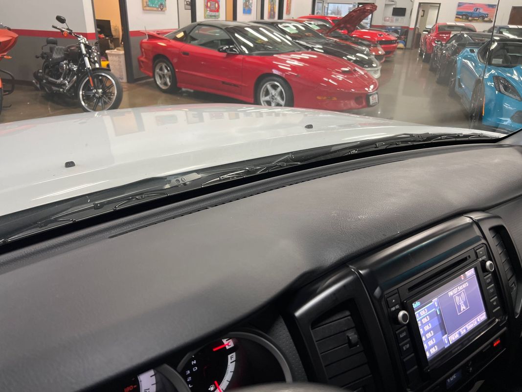 Vehicle image 89 of 106