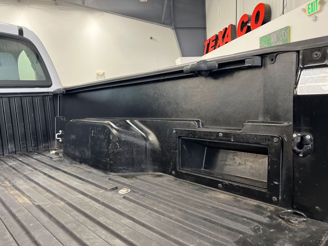 Vehicle image 62 of 106
