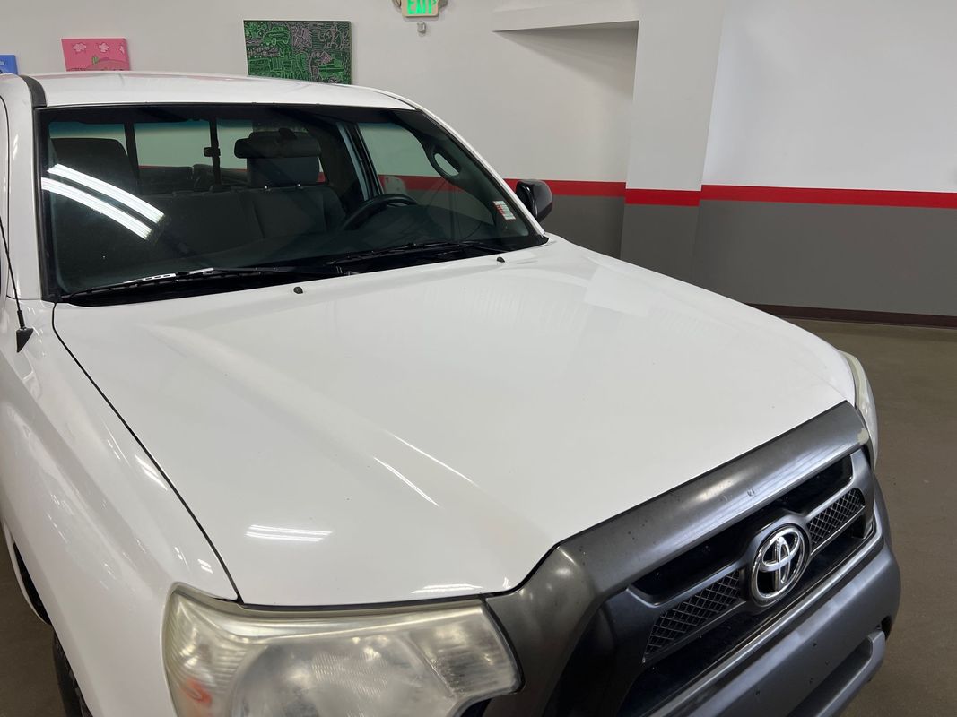 Vehicle image 10 of 106