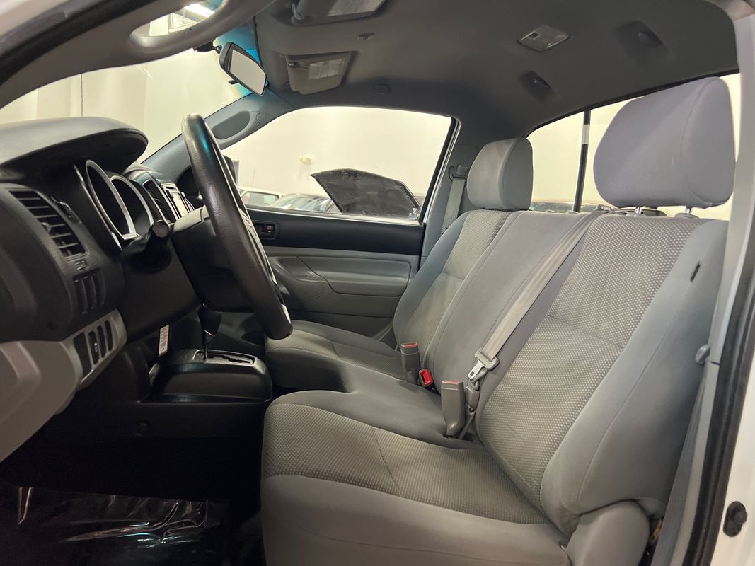 Vehicle image 24 of 106