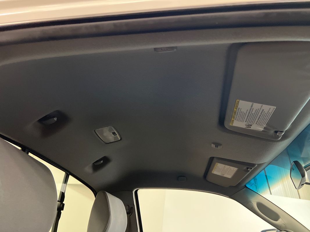Vehicle image 105 of 106