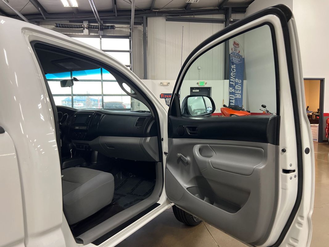 Vehicle image 96 of 106