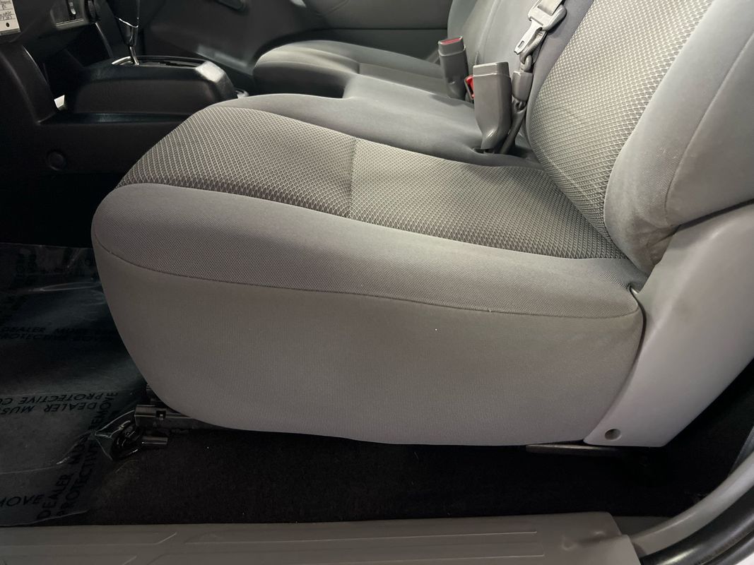 Vehicle image 82 of 106