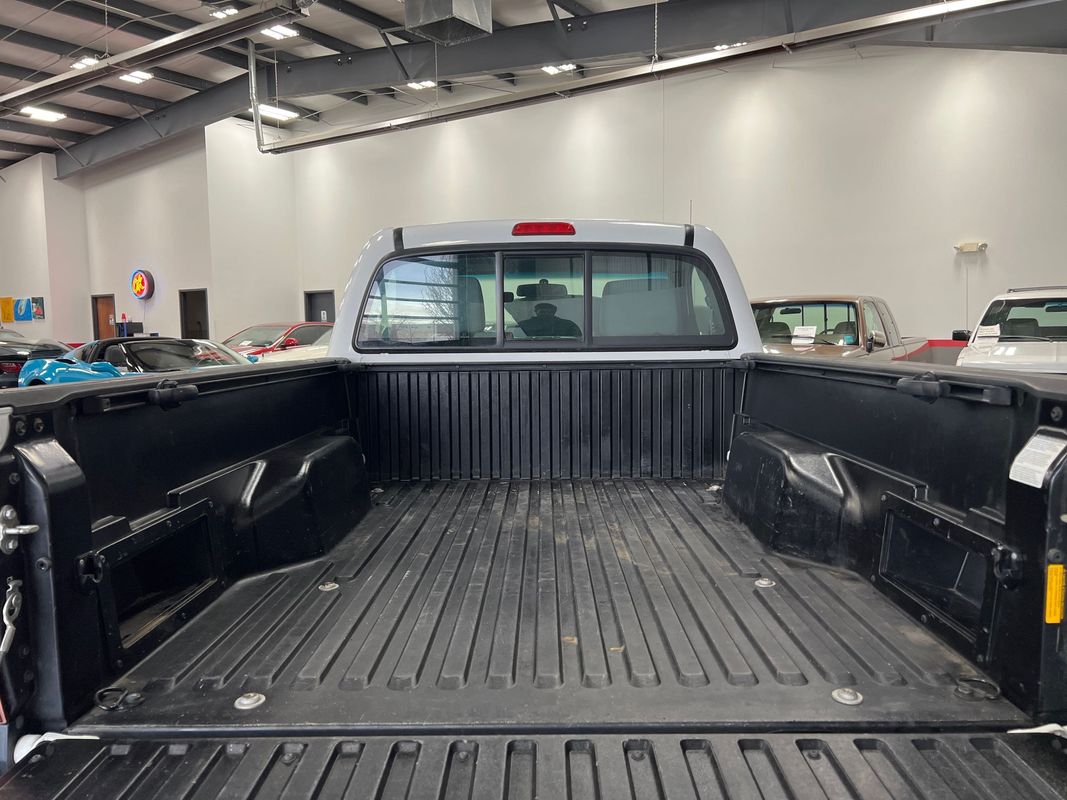 Vehicle image 59 of 106