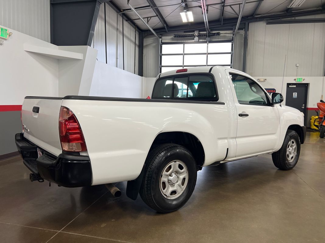 Vehicle image 14 of 106