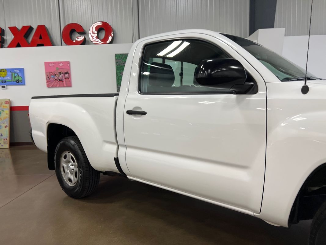 Vehicle image 11 of 106