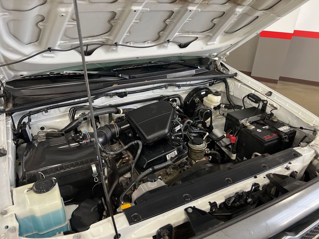 Vehicle image 79 of 106