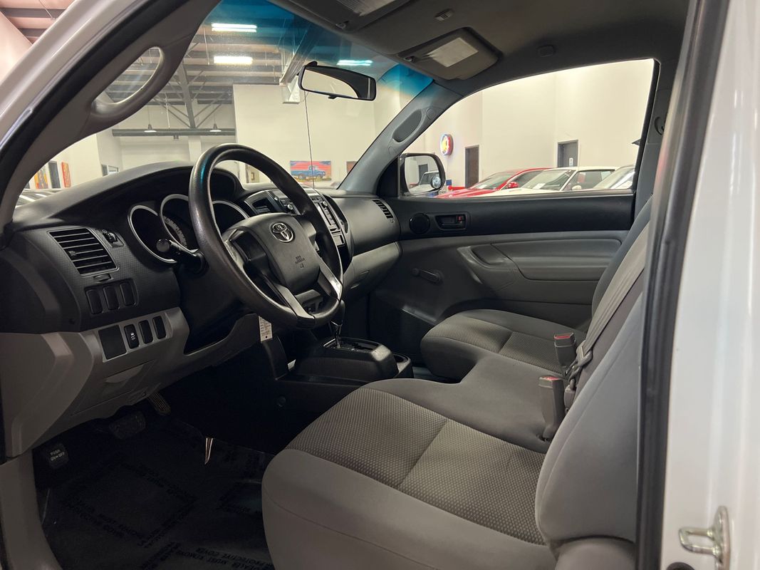 Vehicle image 84 of 106