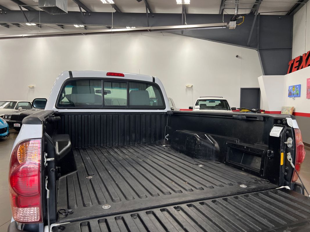 Vehicle image 58 of 106