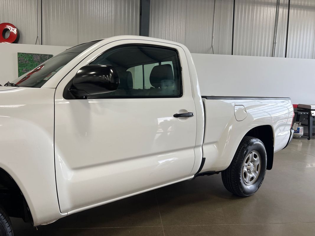Vehicle image 4 of 106