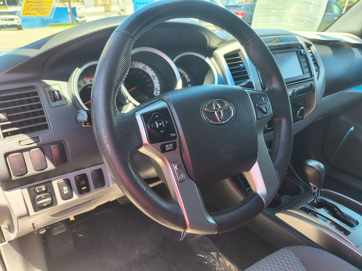 Vehicle image 13 of 29